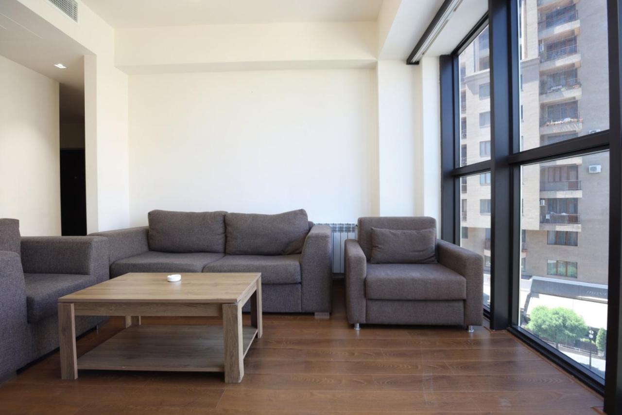 Stay Inn-Apartments On Buzand 17 เยเรวาน ภายนอก รูปภาพ