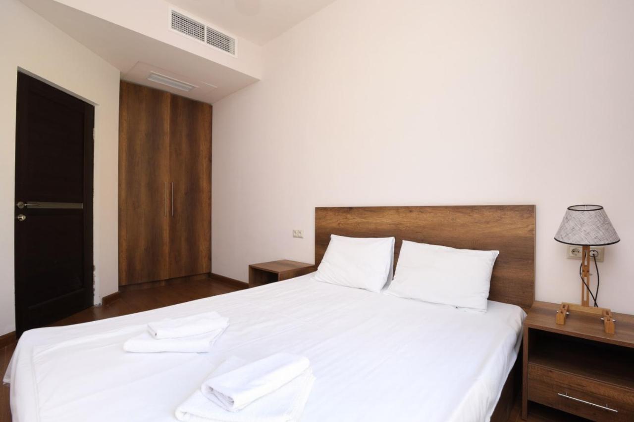 Stay Inn-Apartments On Buzand 17 เยเรวาน ภายนอก รูปภาพ