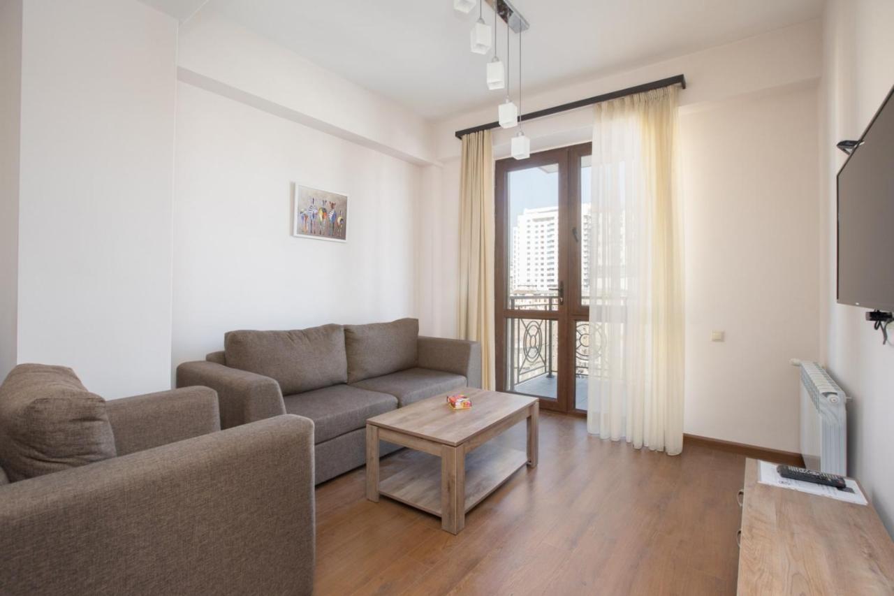 Stay Inn-Apartments On Buzand 17 เยเรวาน ภายนอก รูปภาพ