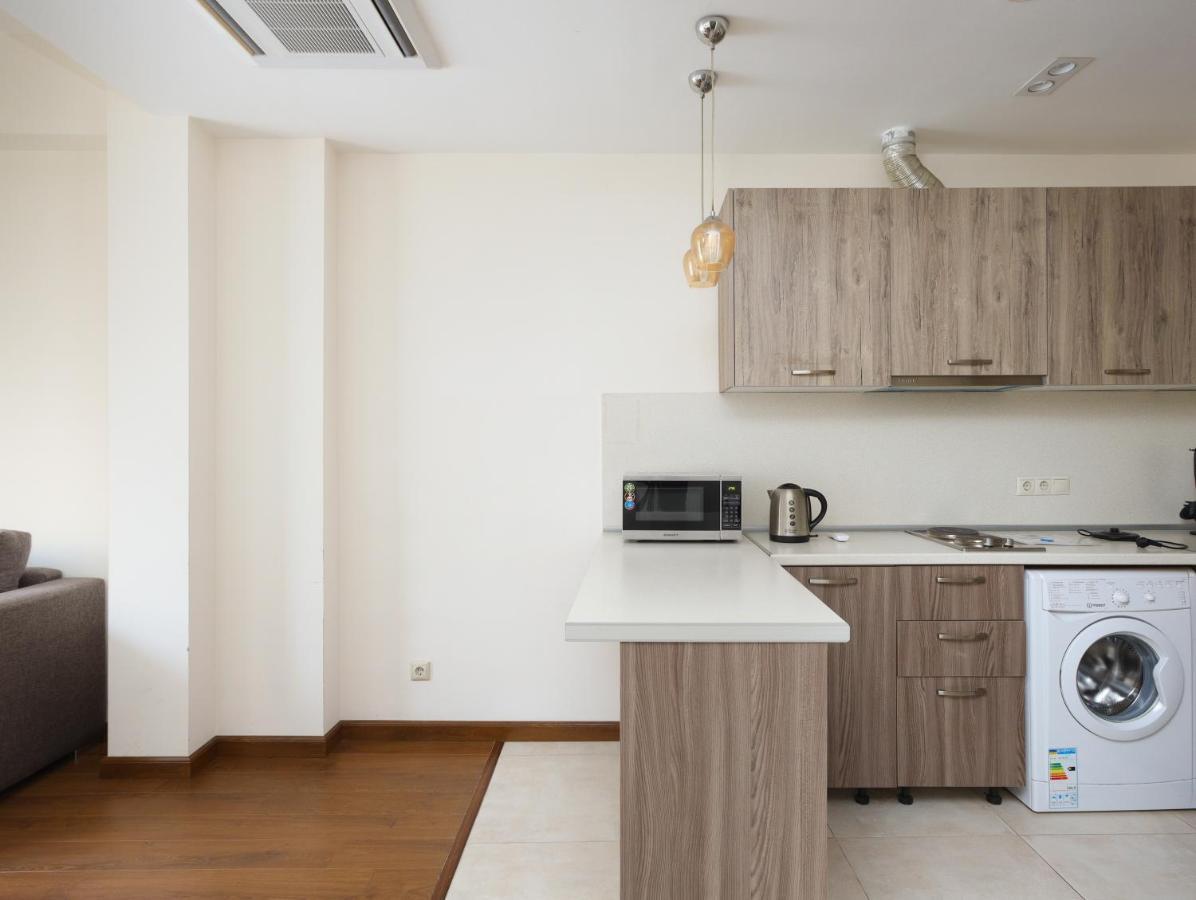 Stay Inn-Apartments On Buzand 17 เยเรวาน ภายนอก รูปภาพ