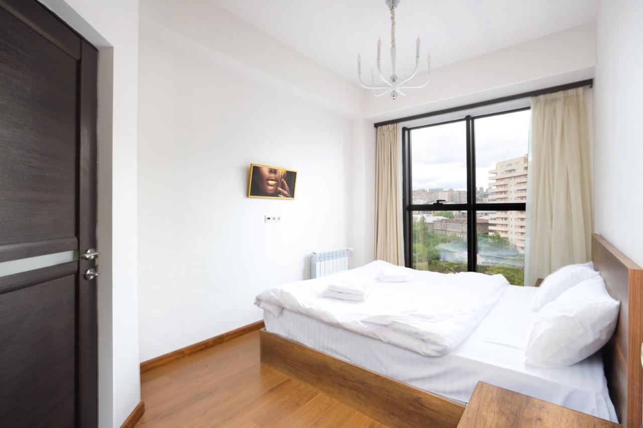 Stay Inn-Apartments On Buzand 17 เยเรวาน ภายนอก รูปภาพ