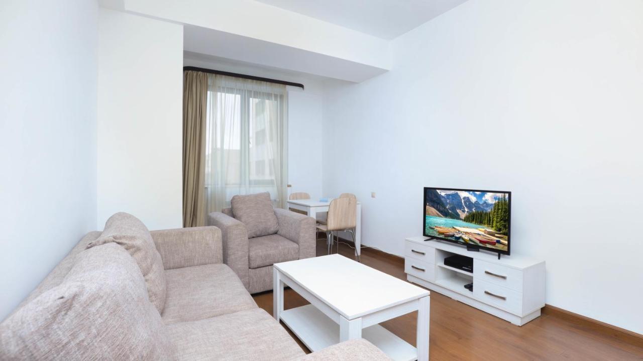 Stay Inn-Apartments On Buzand 17 เยเรวาน ภายนอก รูปภาพ